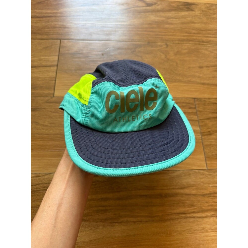 Ciele Athletics GOCap 58cm Teal Navy Neon Running Hat 5 Panel Strapback